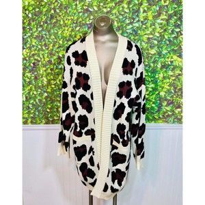 Brand New Womens Leopard Print Great Quality Cardigan With Pockets Size Large